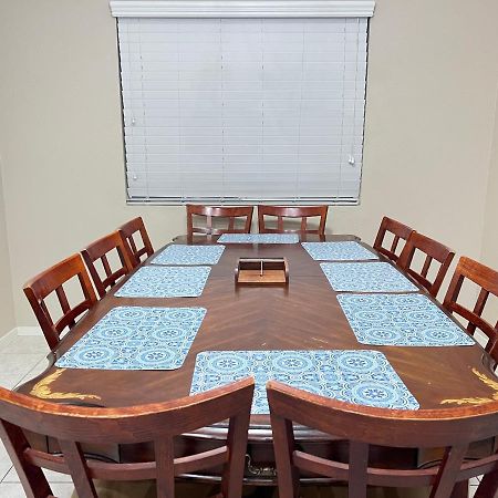 Sweet Spacious 5 Bdrm Home With Pool 라스베이거스 외부 사진