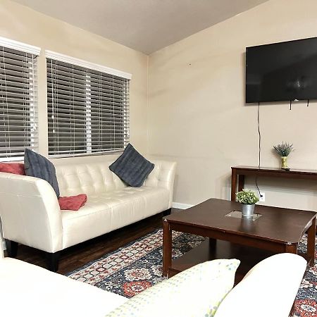 Sweet Spacious 5 Bdrm Home With Pool 라스베이거스 외부 사진