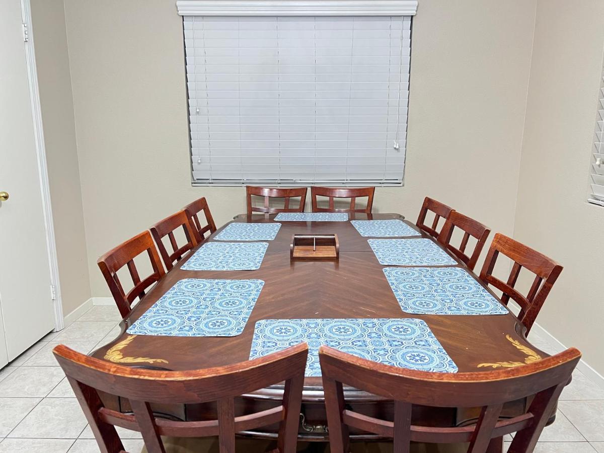 Sweet Spacious 5 Bdrm Home With Pool 라스베이거스 외부 사진
