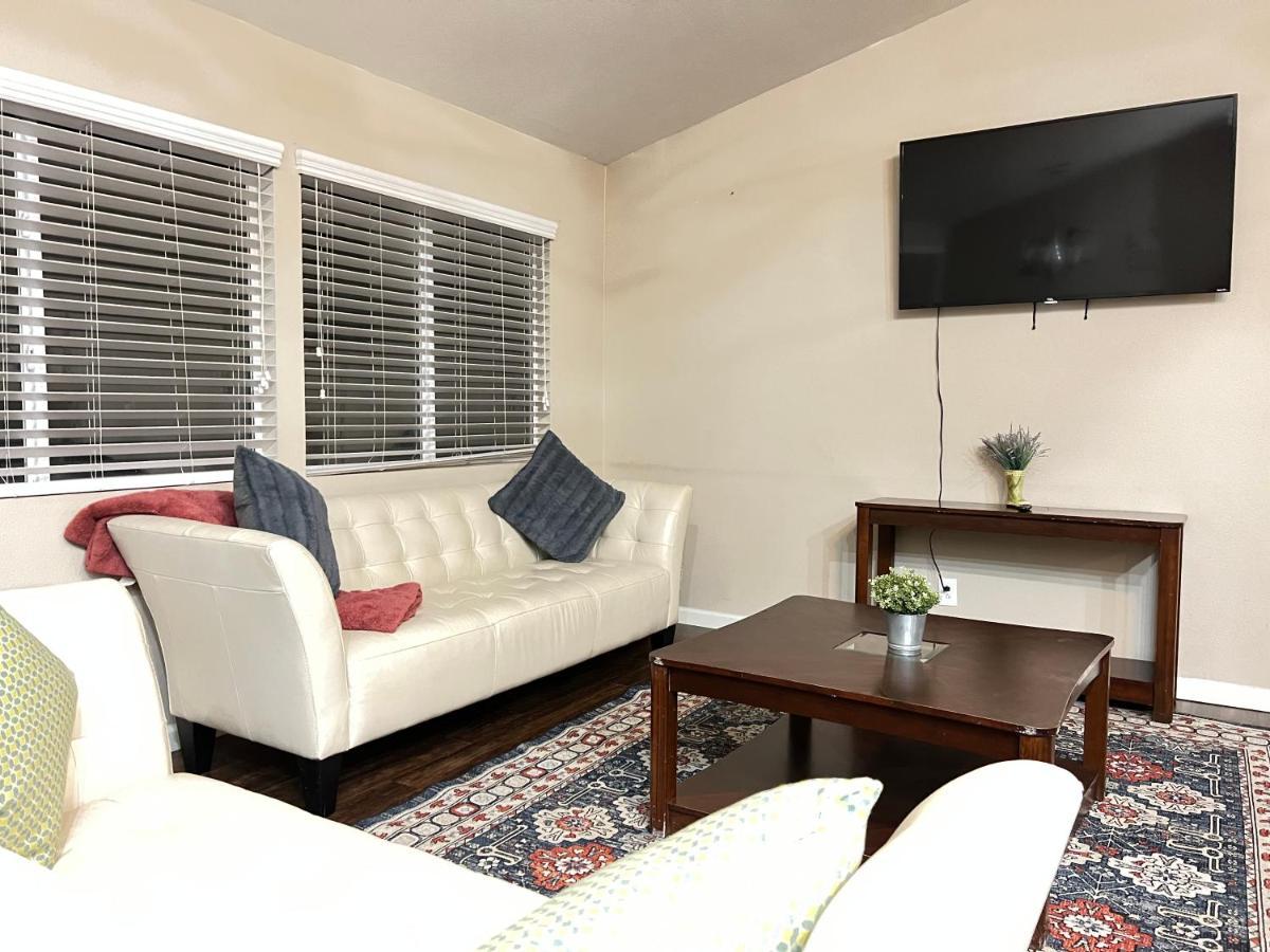 Sweet Spacious 5 Bdrm Home With Pool 라스베이거스 외부 사진