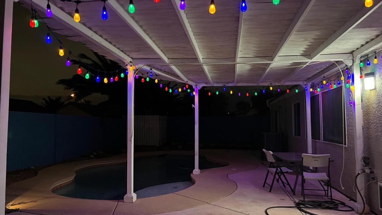 Sweet Spacious 5 Bdrm Home With Pool 라스베이거스 외부 사진